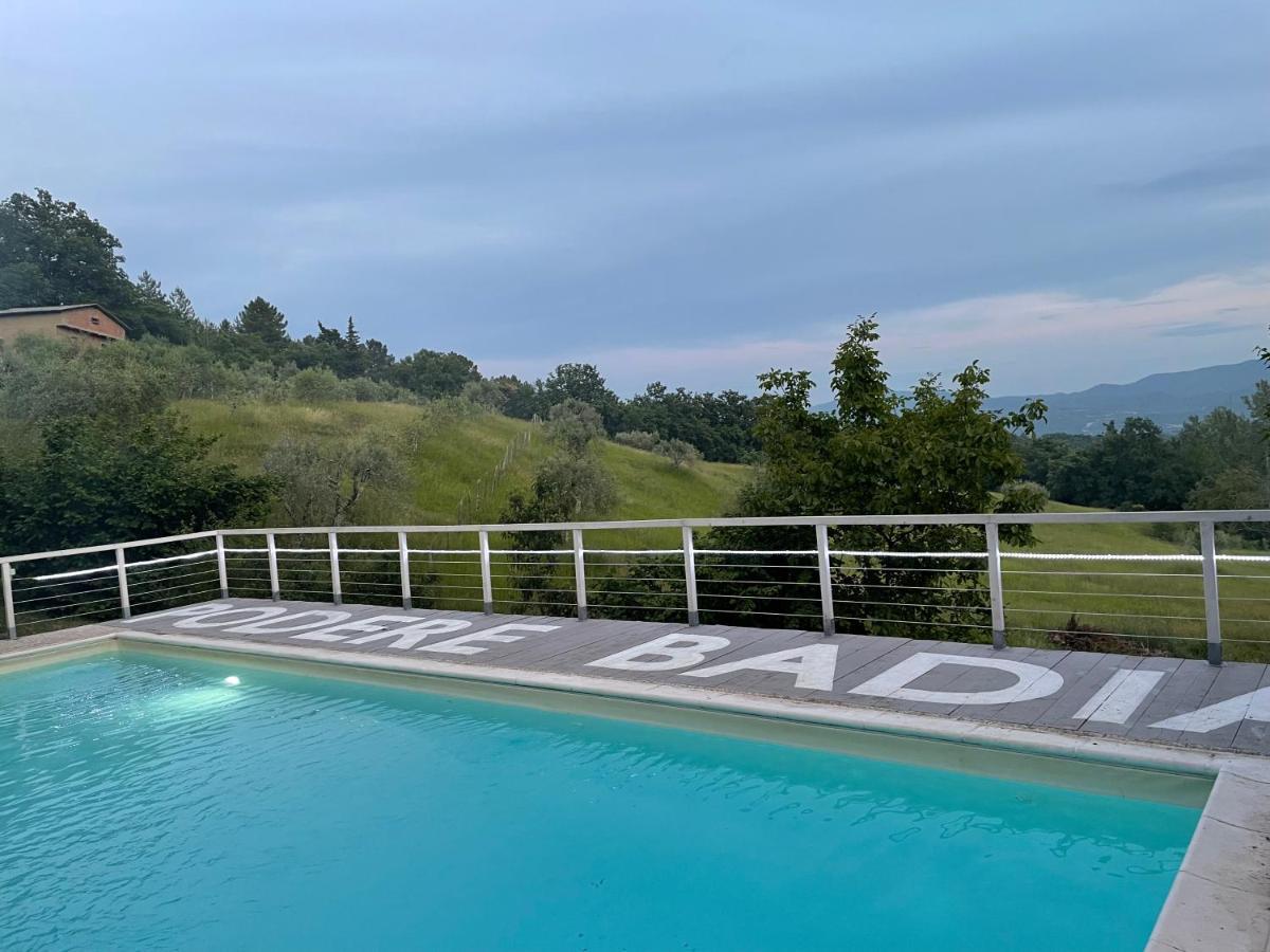 سكاربيرا Podere Badia Valdrago Agriturismo Mugello Circuit المظهر الخارجي الصورة