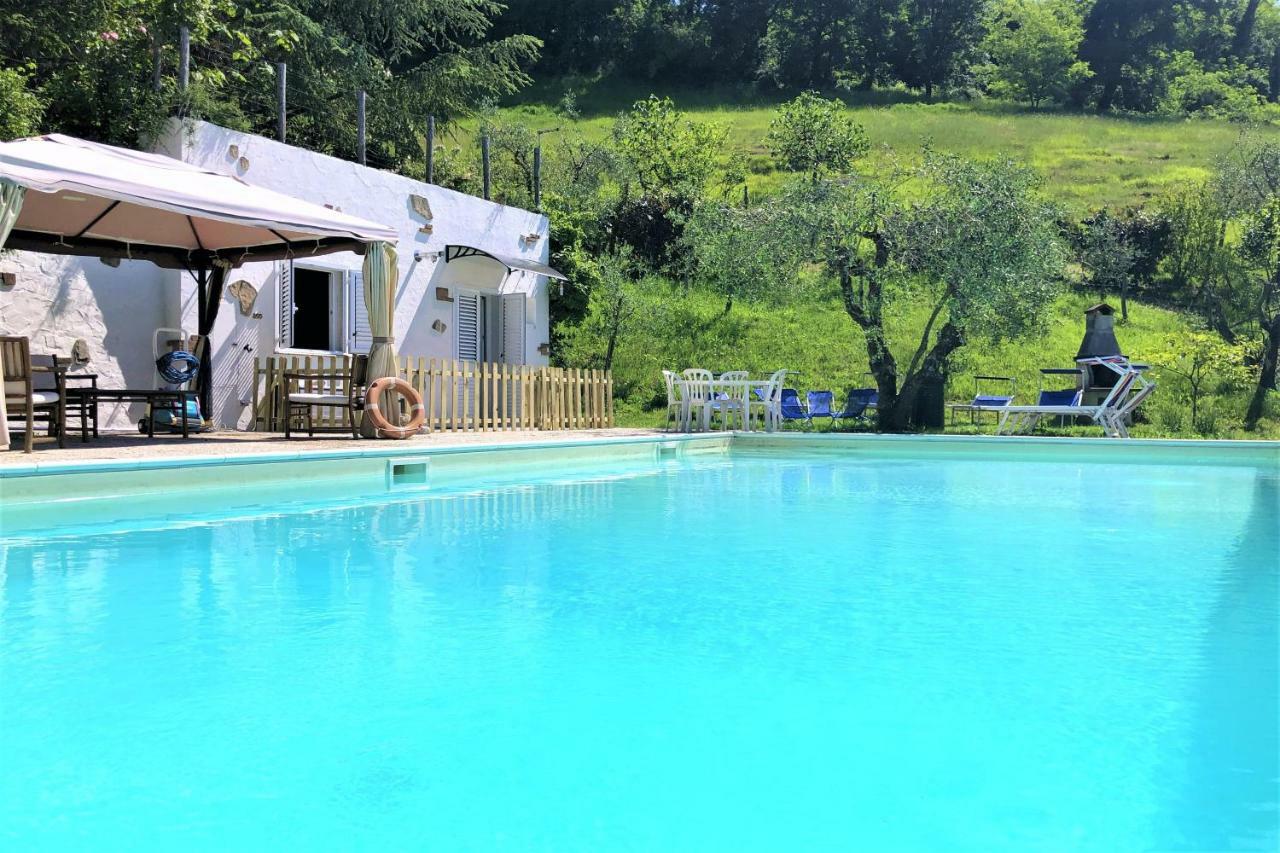 سكاربيرا Podere Badia Valdrago Agriturismo Mugello Circuit المظهر الخارجي الصورة