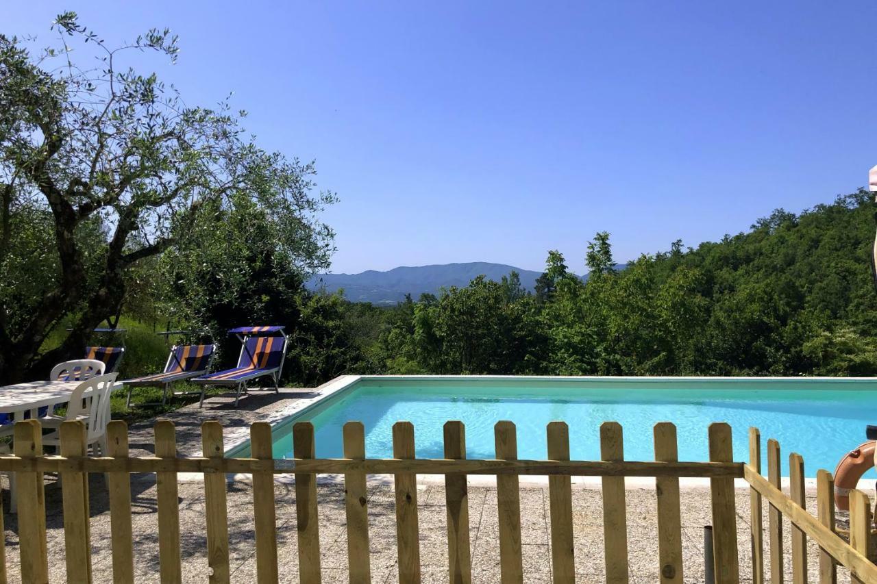 سكاربيرا Podere Badia Valdrago Agriturismo Mugello Circuit المظهر الخارجي الصورة