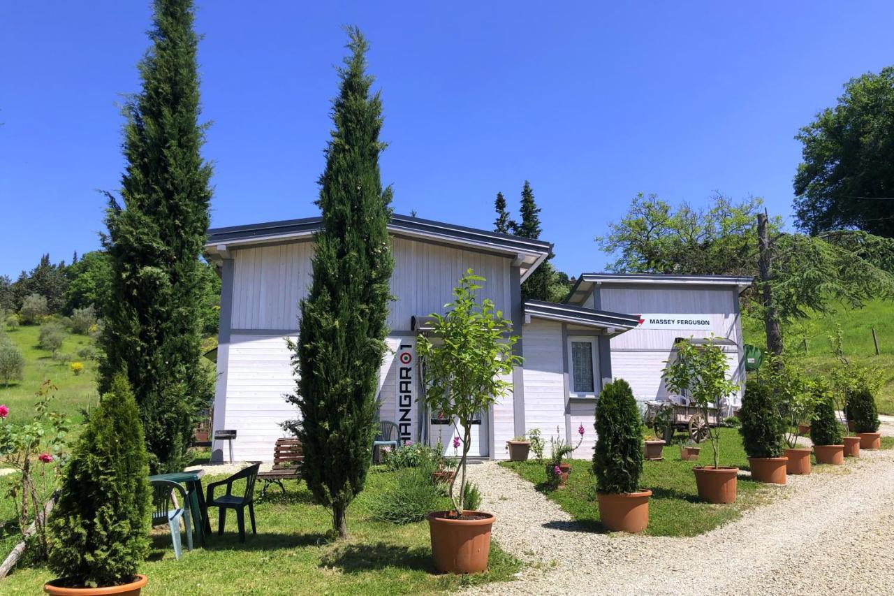 سكاربيرا Podere Badia Valdrago Agriturismo Mugello Circuit المظهر الخارجي الصورة